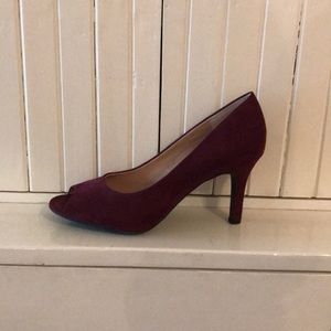 Burgundy suede Kelly&Katie 9.5 peep toe pumps